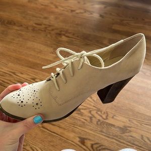 We are selling these size 9 ankle sized boots.